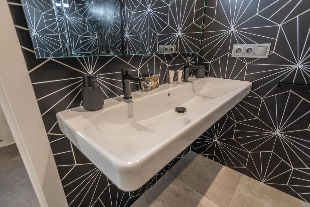 איאמונטה Trajano Premium Estudios By H מראה חיצוני תמונה