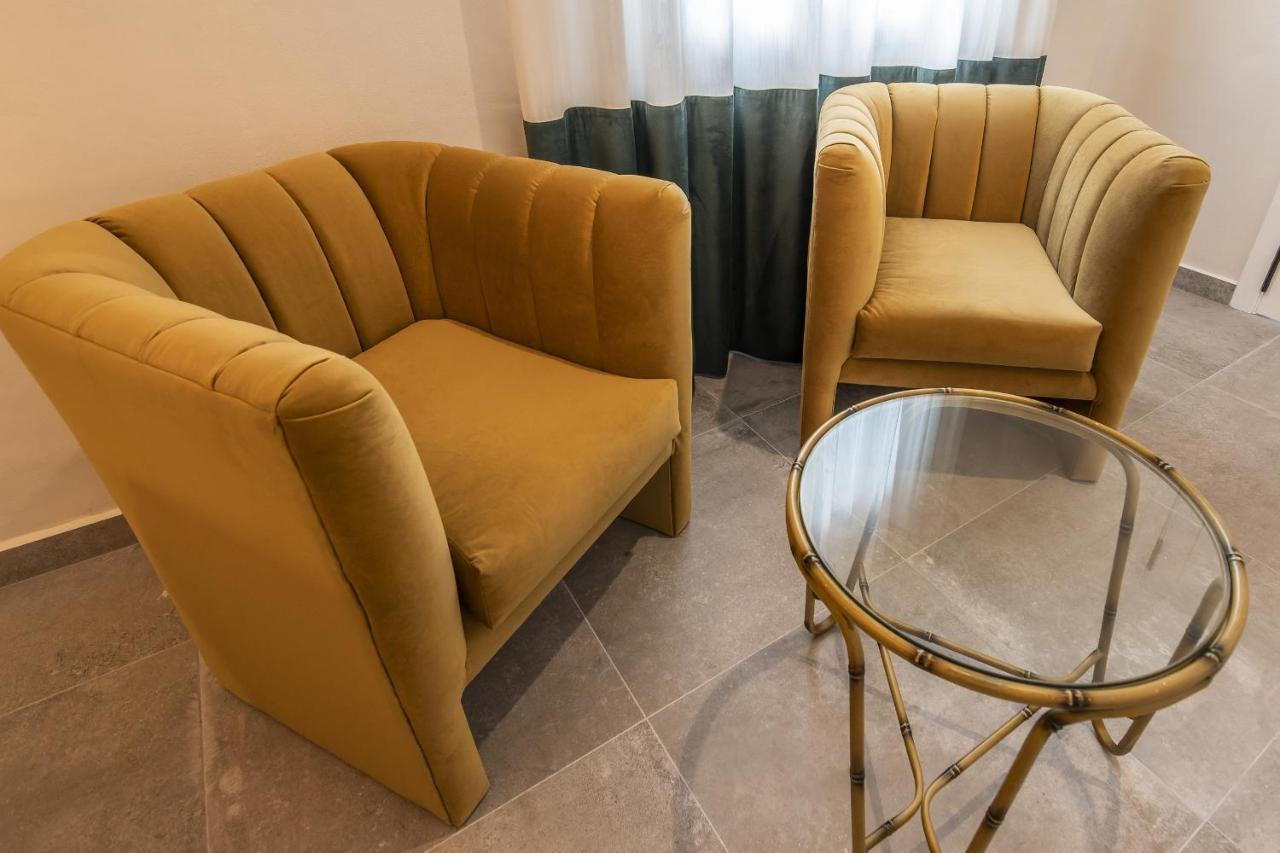 איאמונטה Trajano Premium Estudios By H מראה חיצוני תמונה